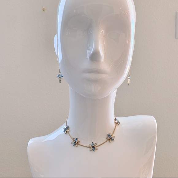 Blue Snowflake Choker Necklace and Earrings Statement Jewelry Set - Picture 3 of 7